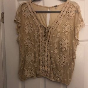 Lacy short sleeve